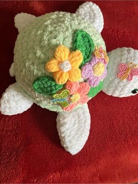 Handmade crochet Plush Turtle Green Shell and Floral Appliqués 9”x8” NWOT